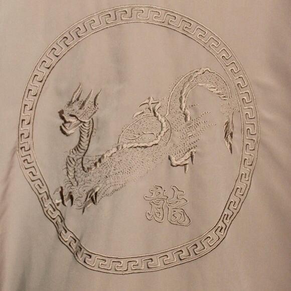 Vintage Embroidered Dragon Shirt Men's Size Large - Picture 6 of 9
